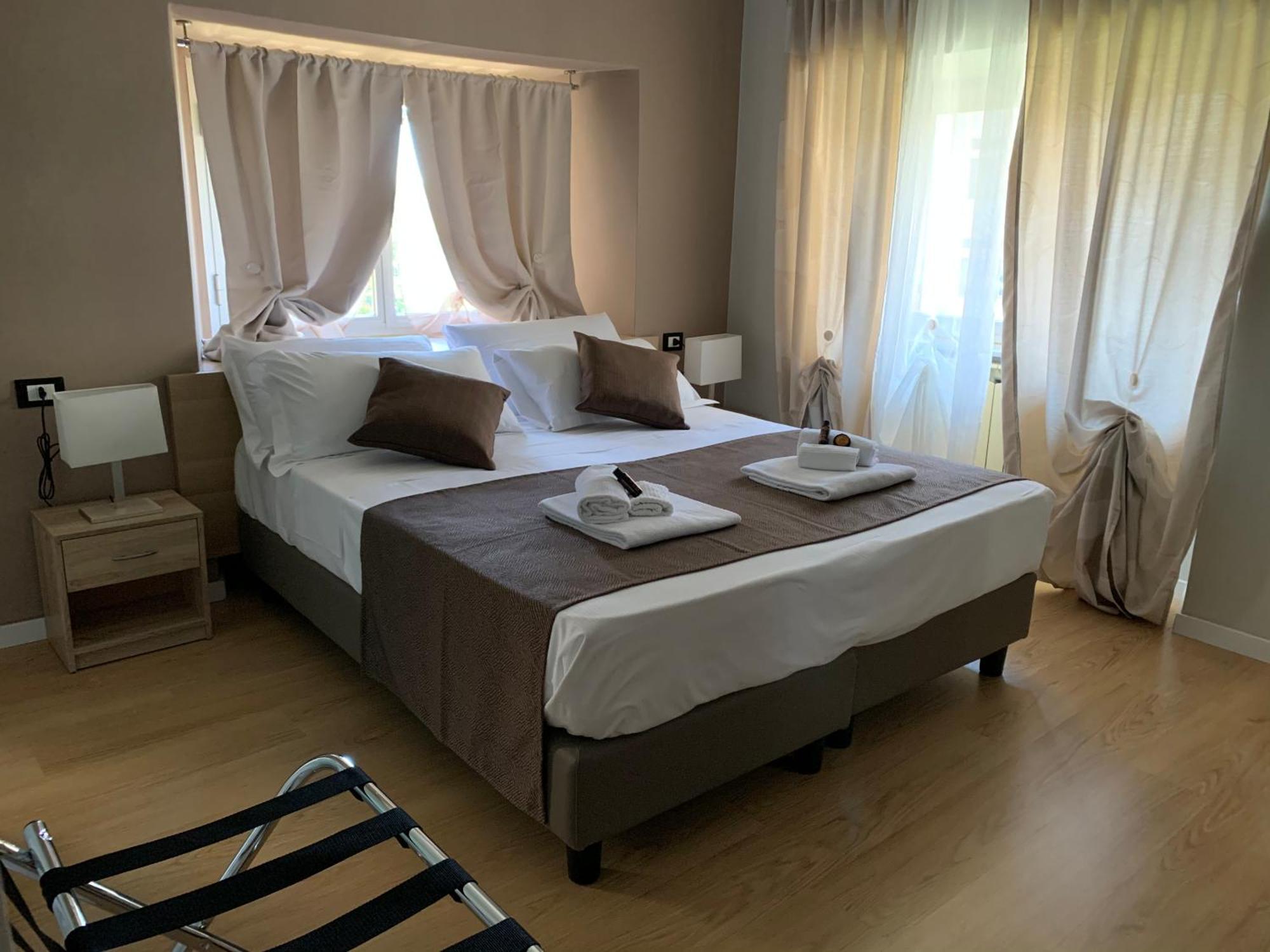 Domus Fieschi Rooms Генуа Екстериор снимка